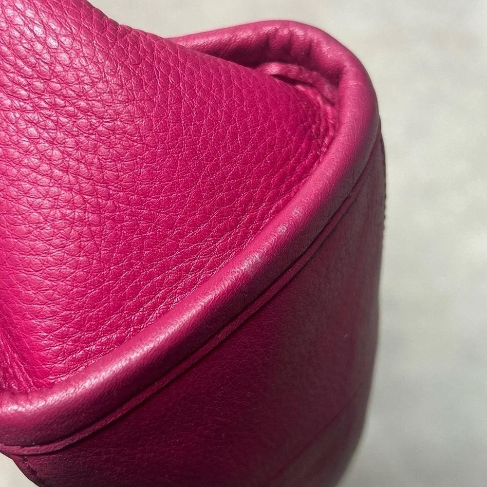 Tory Burch Britten Pebbled Slouchy Tote Shoulder Purse Magenta Pink & Gold